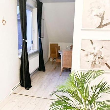 Modernes Apartment Mit Balkon Free Parking Netflix ツェレ エクステリア 写真